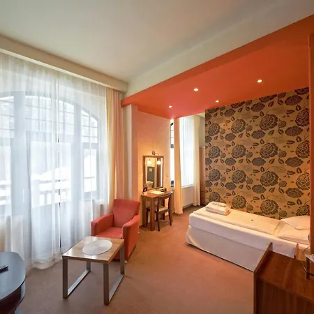 & Wellness St. Moritz Hotell 4*